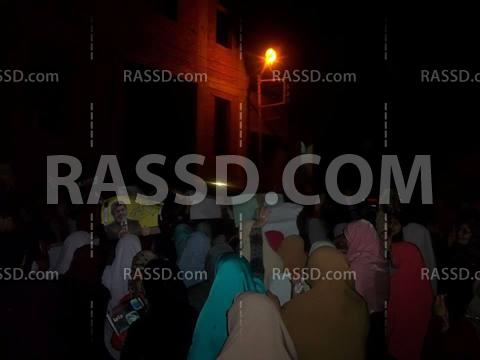 وقفة منددة بممارسات الانقلاب أمام منزل أحد المعتقلين بدكرنس