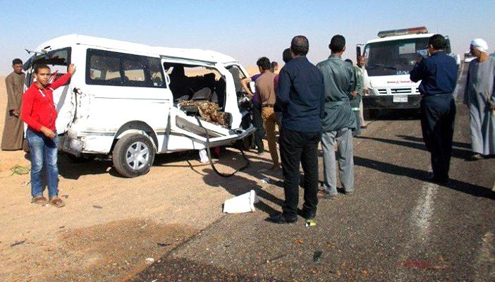 بالأسماء.. إصابة 16 شخصًا في حادث تصادم بالوادي الجديد‎