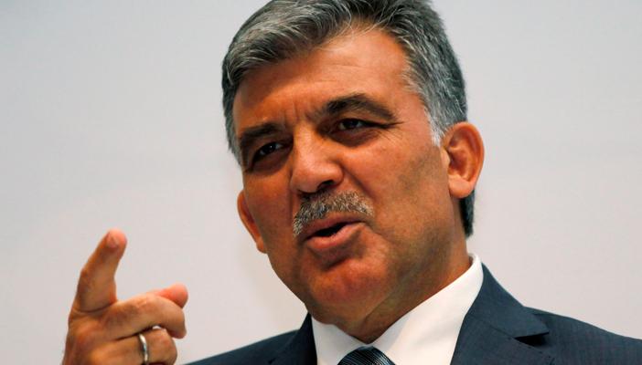 عبدالله جول يُحذر أردوغان من عواقب التحول إلى النظام الرئاسي