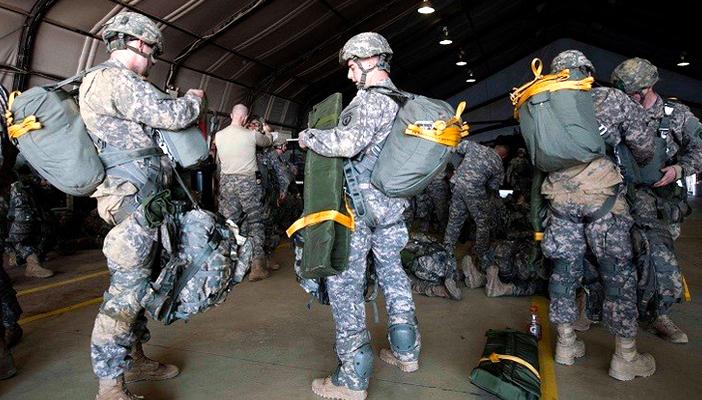 وصول 300 مظلي أمريكي إلى أوكرانيا لتدريب قوات الحرس الوطني