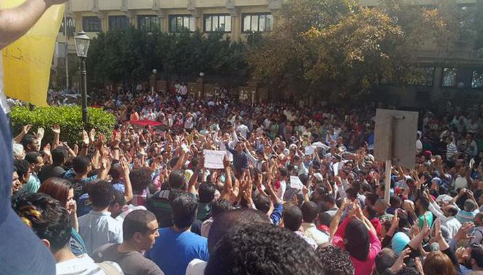 حبس 25 مشاركا في تظاهرات “جمعة الأرض” 4 أيام على ذمة التحقيق