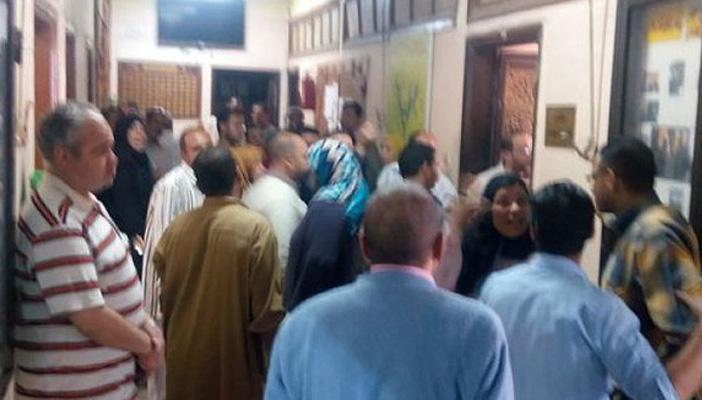 تظاهر عمال المدارس في القليوبية احتجاجا على عدم صرف رواتبهم