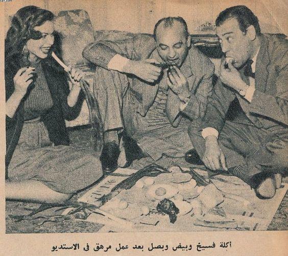 بالصور.. نجوم الزمن الجميل وشم النسيم