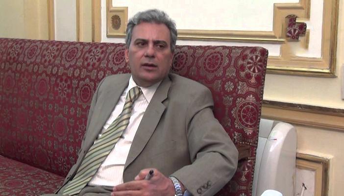 جابر نصار: قرار بمنع صرف أي مكافآت للموظفين بعد بلوغ سن المعاش