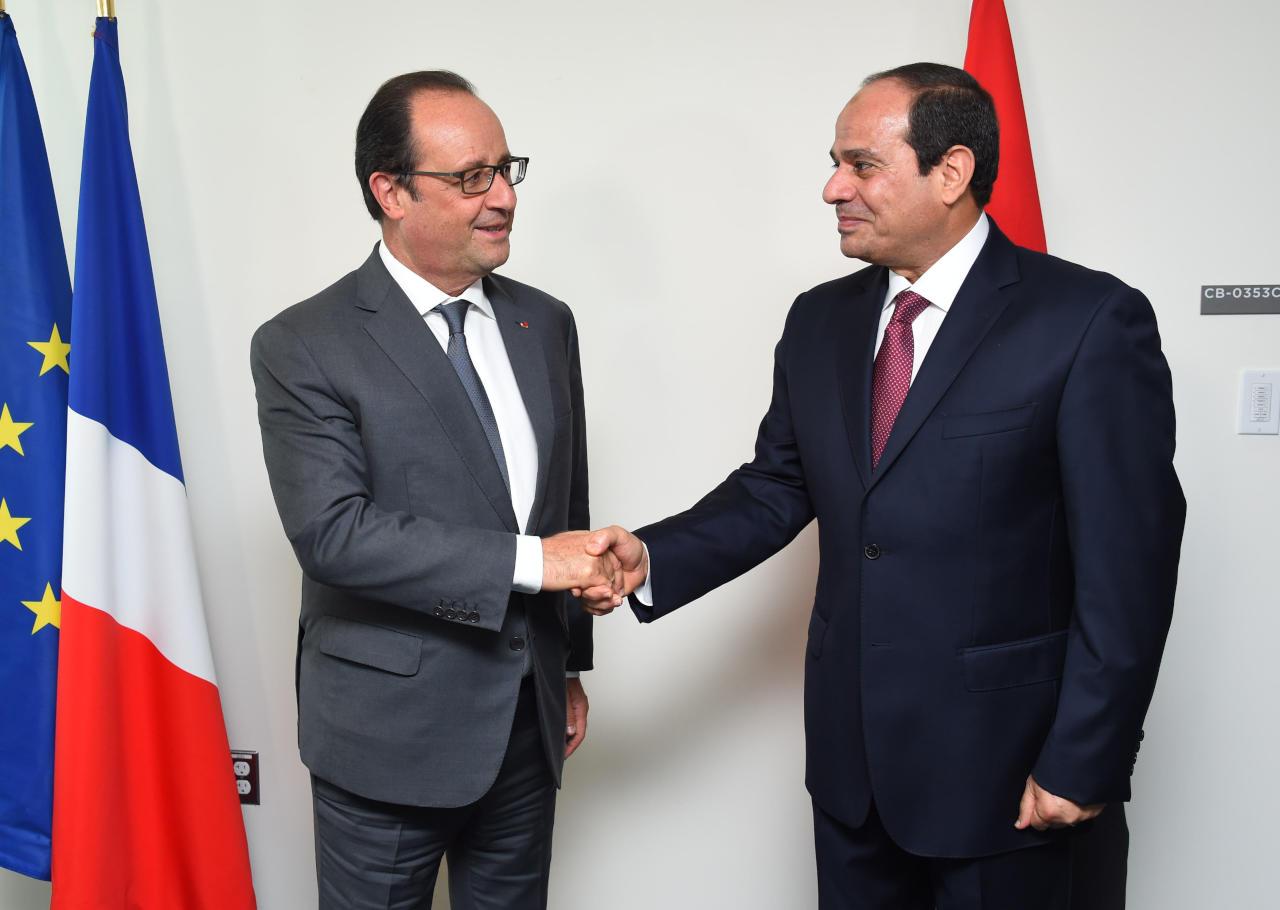 أسوشيتد برس: المحور الرئيسي لزيارة هولاند هو “ريجيني”