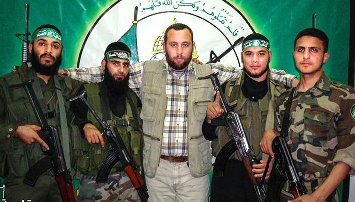 نذير الانفجار.. عملية انتحارية نفذها 3 فلسطينيين ضد الاحتلال