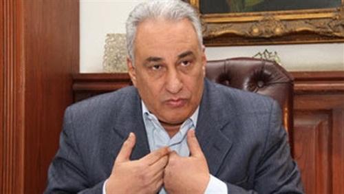 التحقيق مع نقيب المحامين بتهمة مراودة زوجة محامٍ عن نفسها