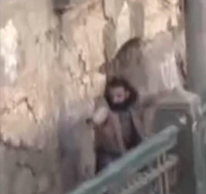 بالفيديو..إطلاق رصاص حي على متظاهري الإخوان