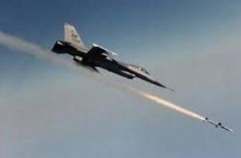 غارات صهيونية على غزة بعد سقوط صواريخ في النقب