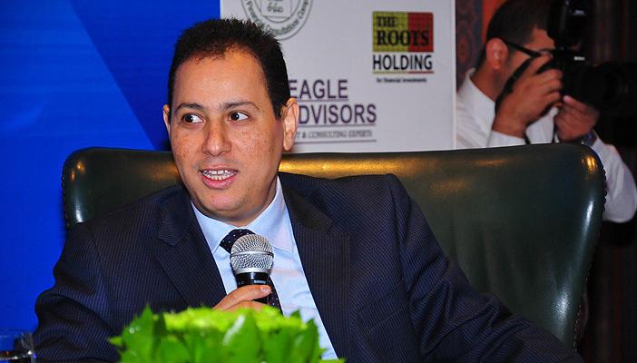 رئيس البورصة يهاجم الحكومة بسبب قانون الضريبة