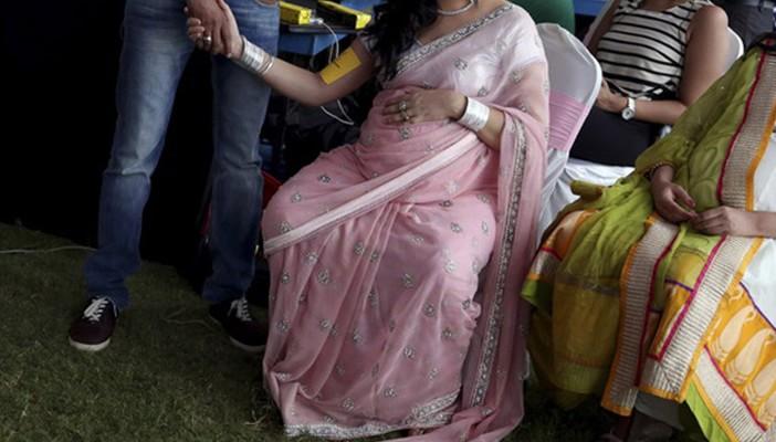 الهند تقتل 2000 أنثي يوميا.. والسبب: تفضيل الذكور