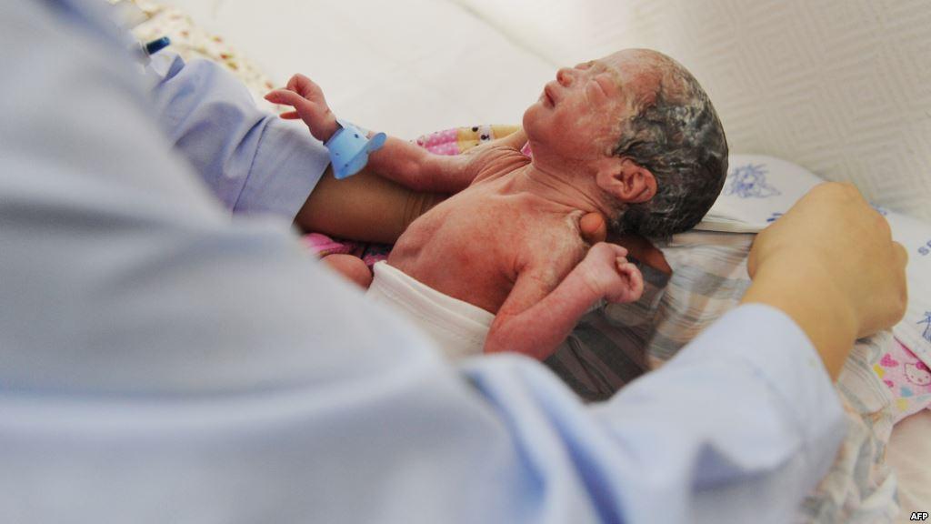 اكتشاف “مزرعة رضع” في الهند تبيع الطفل بـ1400 دولار