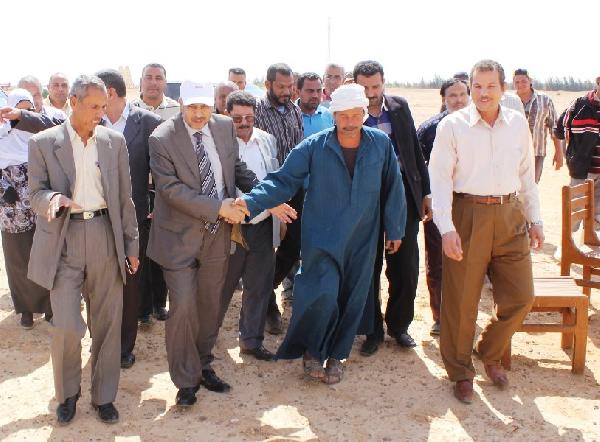 المحافظ:السويس الأولى في توريد القمح