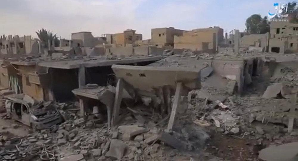 مع تزايد قتلى المدنيين بسوريا والعراق.. هل انتهكت أميركا قانون الحرب؟