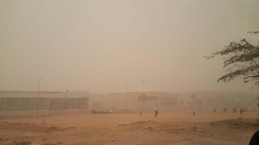 بالصور..عاصفة رملية تضرب مدن بالسعودية