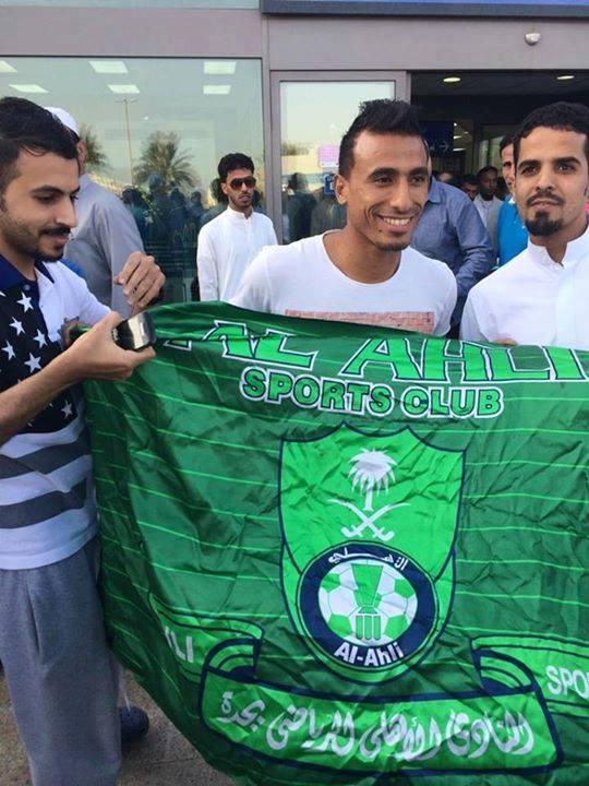 بالفيديو.. فرحة “محمد عبدالشافي” بعد فوز الأهلي السعودي بالدوري