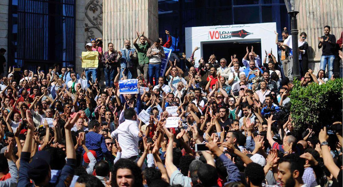 تحذيرات السيسي والاعتقالات ومظاهرات اليوم.. أبرز عناوين الصحف العالمية