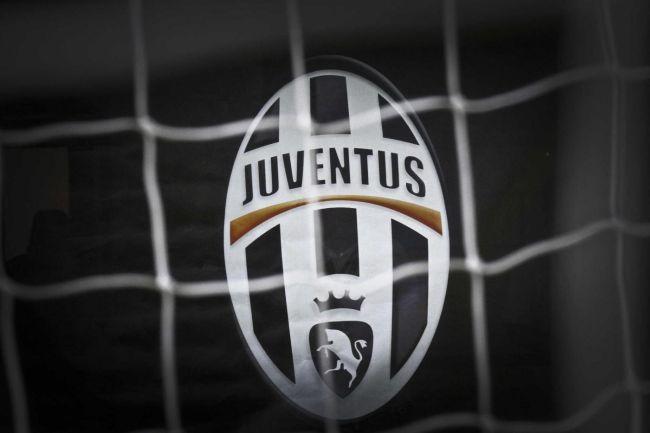 روما يهزم نابولي.. واليوفي يتوج بالدوري الإيطالي