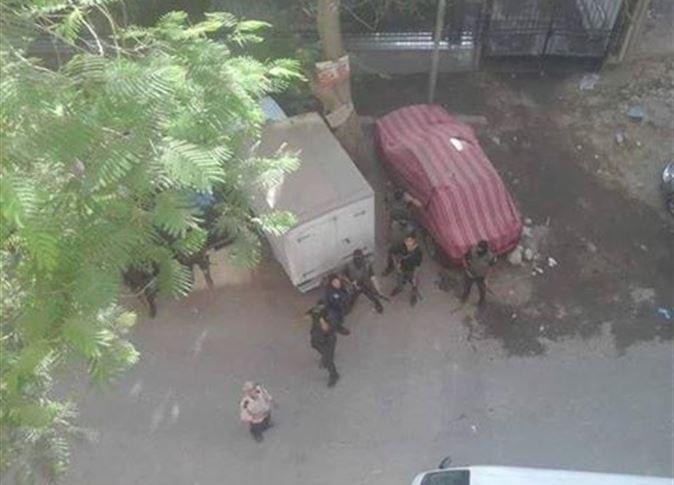 حزب الكرامة يرفض عرضًا من الأمن بفك الحصار عن المقر مقابل تسليم شخصين