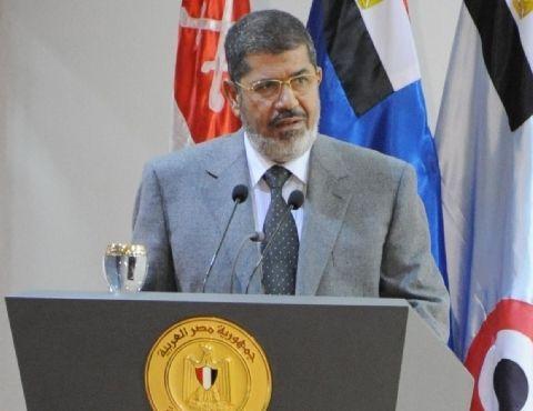 صحيفة إسرائيلية: مرسي يسعى لامتلاك النووي لمساومة الغرب وإيران