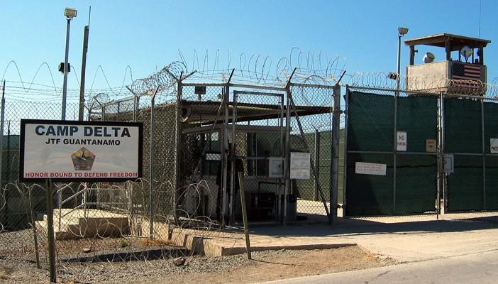 أمريكا تعتزم إطلاق سراح آخر معتقل مغربي في جوانتانامو في يونيو القادم