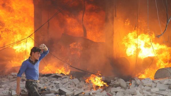 العثور على مقبرة جماعية بحلب واستهداف مصنع لقوات النظام