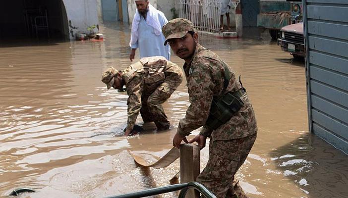 44 قتيلاً.. ارتفاع ضحايا السيول بباكستان