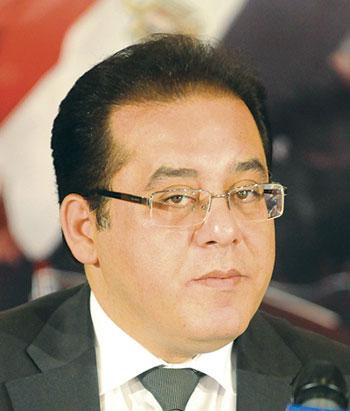 أيمن نور يفتتح أول فندق إسلامي بدون خمور ولا إختلاط