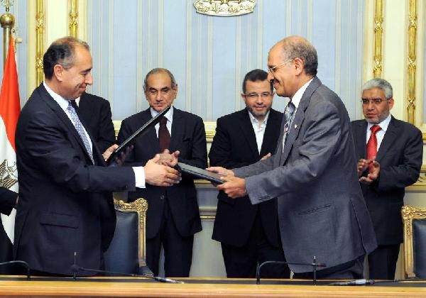 عقد لإنشاء ثلاثة انفاق ببورسعيد في اطارمشروع تنمية قناة السويس