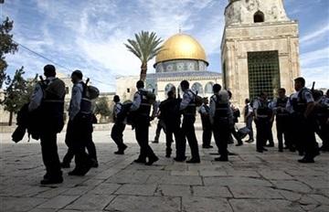 منظمات صهيونية تبحث تكثيف تواجدها بالأقصى.. غدا