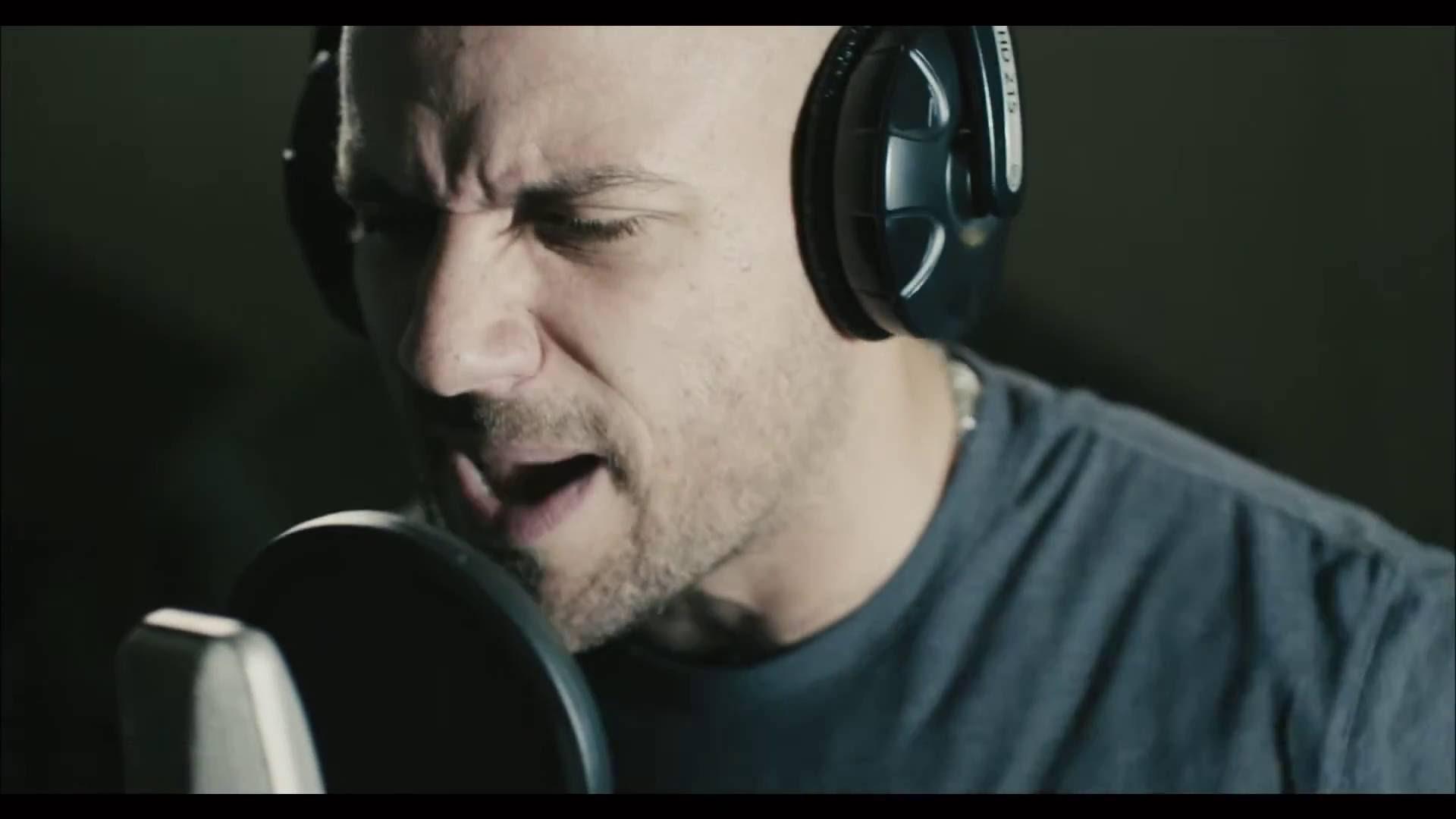 عبر صفحته الشخصية.. “أحمد مكي”  يكشف عن تفاصيل مرضه وغيابه عن الشاشة