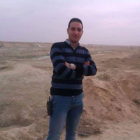 بالفيديو.. ضابط الألف مسكن: السواق ضربني.. وفيس بوك: كفاية كذب