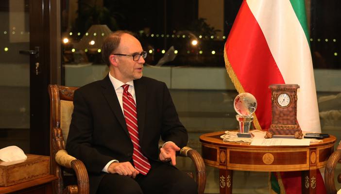 سفير واشنطن بالكويت: مستعدون دائماً للدفاع عن أمن الخليج