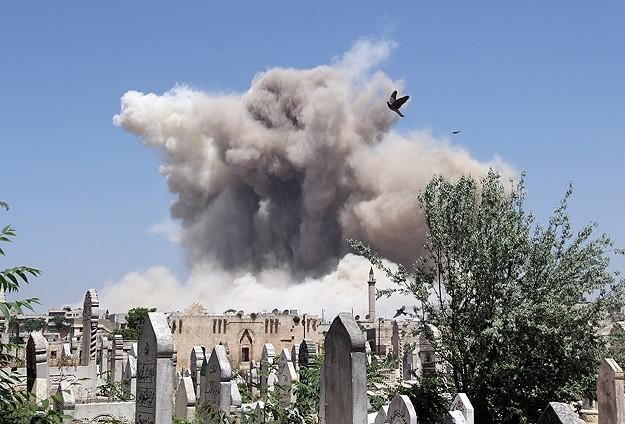 الجبهة الإسلامية تفجر مواقع تابعة لـ”بشار” بحلب