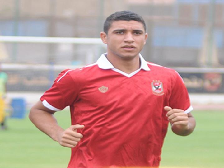 رامي ربيعة يغيب عن مران الأهلي بسبب البرد