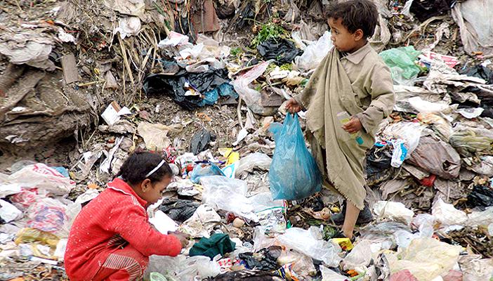 نقص الغذاء والماء يهدد حياة 8 ملايين طفل يمني