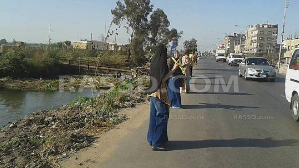 سلسلة لرافضى الانقلاب بـ”كفر سعد” بدمياط تضامنًا مع المعتقلين