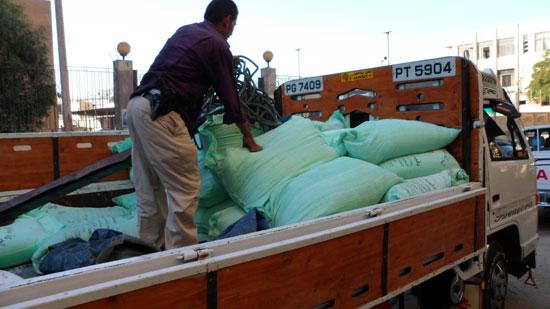 ضبط 35 طن دقيق بدون فواتير بحملات أمنية بشمال سيناء