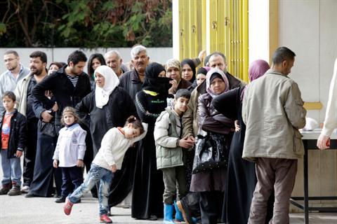 فلسطينيون حلموا بالسويد واستفاقوا في سجن القناطر
