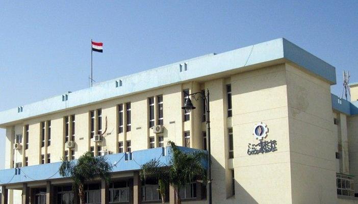 إحالة رئيس شركة “الزيوت المتكاملة” بالسويس للجنح