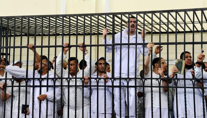 تأجيل محاكمة 36 معتقلاً بأحداث مدينة الإنتاج الإعلامي