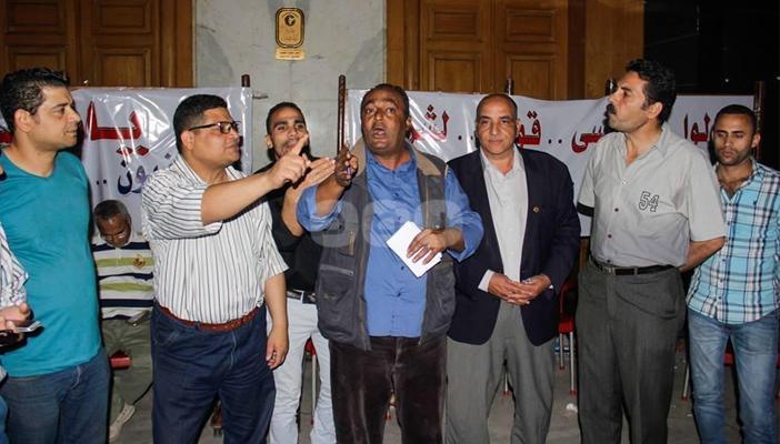 بالصور.. الصحفيون المعتصمون يعلنون التصعيد الدولي ضد اقتحام النقابة