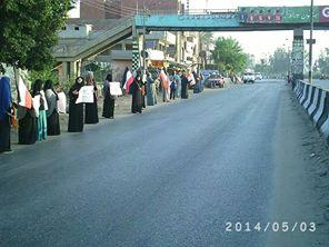 سلسلة بشرية بالدقهلية تنديدا بالانقلاب