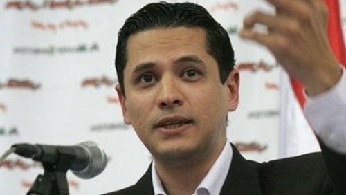 عبدالرحمن يوسف:مزابل التاريخ بها مكان للسفاحين رغم مناصبهم