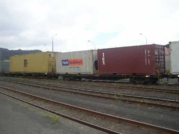 سطو مسلح على قطار البضائع بكفر الشيخ وسرقة كميات قمح كبيرة