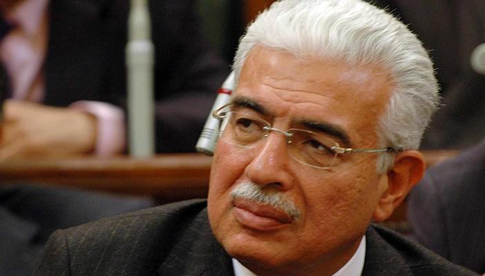 أحمد نظيف يغيب عن جلسة الحكم عليه أمام “النقض”