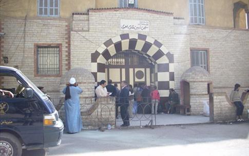 إدارة سجن “شبين الكوم” تهدد المعتقلين بترحليهم لإنهاء الإضراب