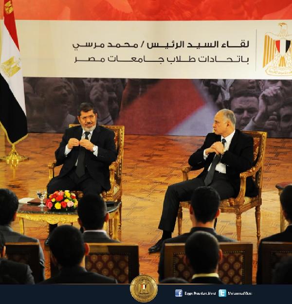 بالفيديو..تفاصيل لقاء مرسي باتحاد طلاب الجامعات المصرية