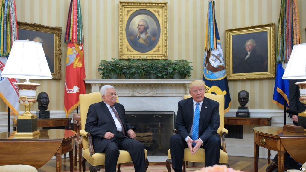 أبو مازن في البيت الأبيض بعد إصدار “وثيقة حماس”.. تعرّف على النتائج