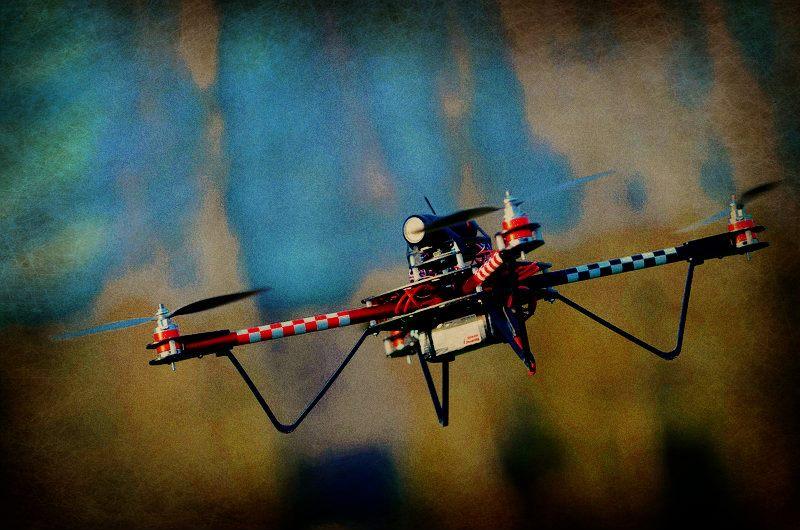 “الروبوت الطائر”..ابتكارات أخرجتها الثورة للنور